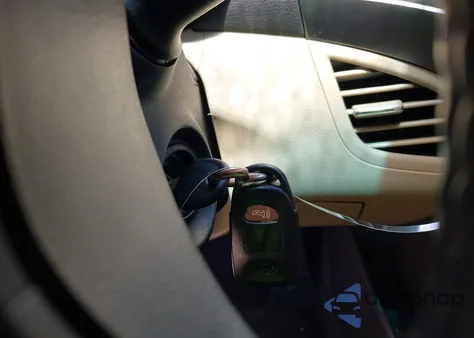 2011 Hyundai Elantra Limited z USA, uszkodzony, nr VIN 5NPDH4AE0BH010853